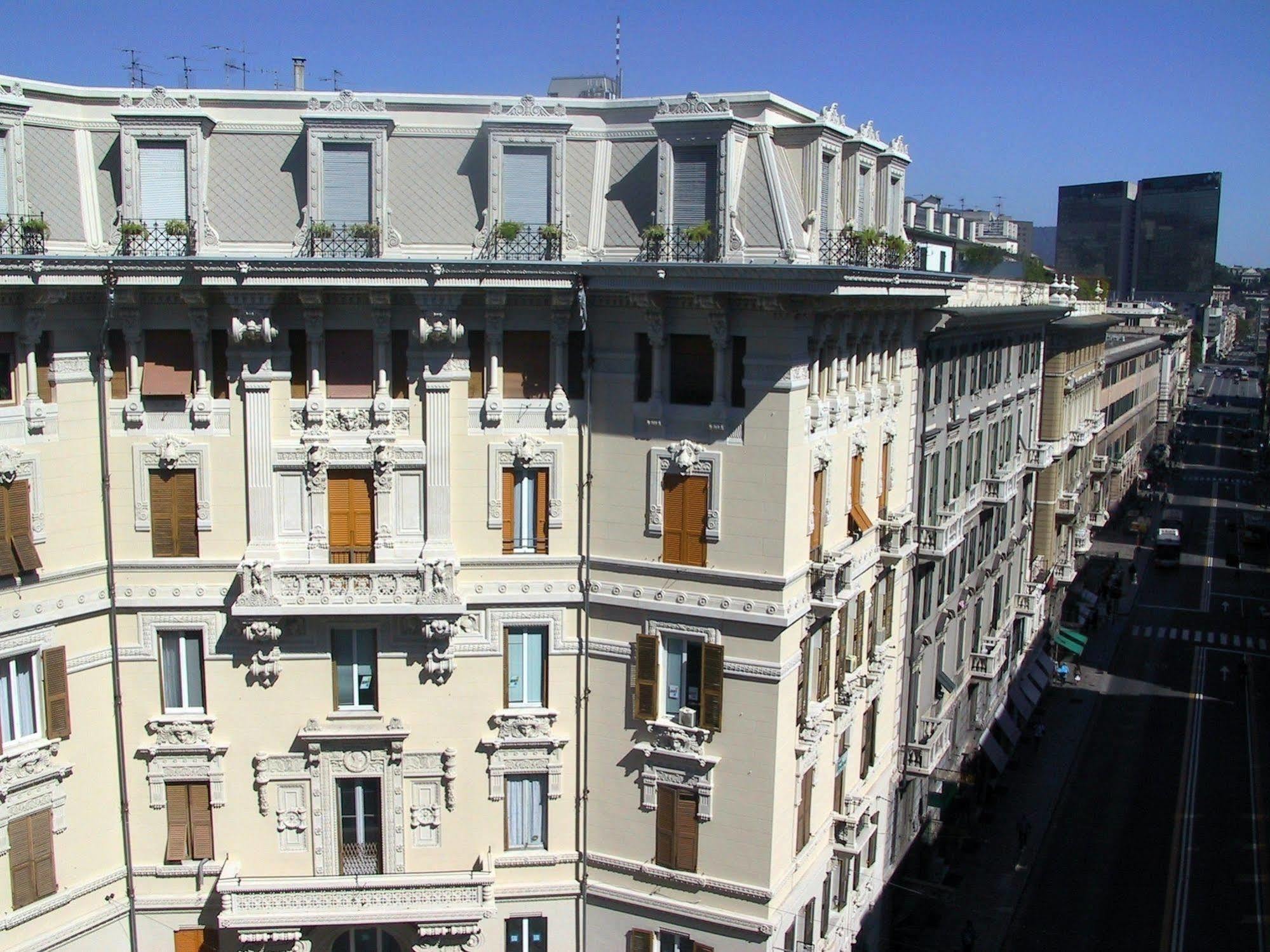 Soana City Rooms Генуа Екстериор снимка