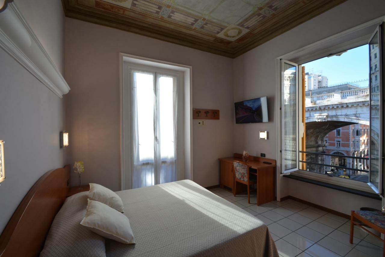 Soana City Rooms Генуа Екстериор снимка