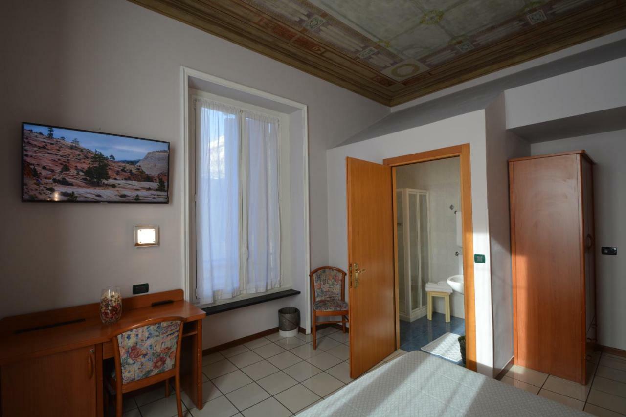 Soana City Rooms Генуа Екстериор снимка