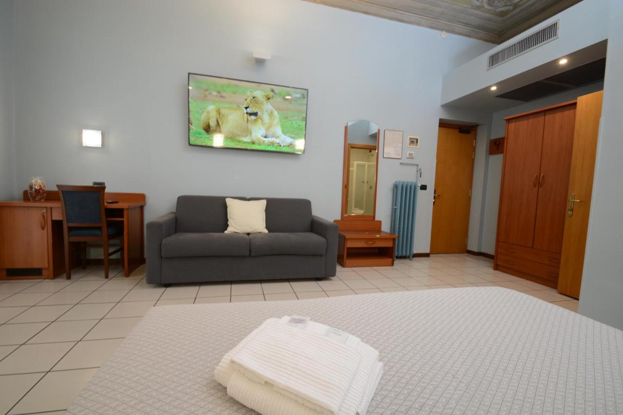 Soana City Rooms Генуа Екстериор снимка