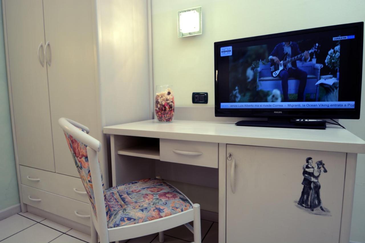Soana City Rooms Генуа Екстериор снимка