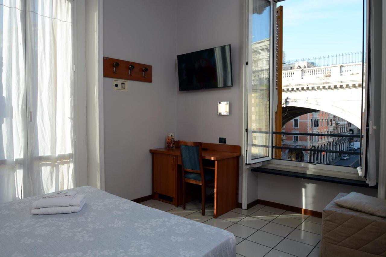 Soana City Rooms Генуа Екстериор снимка