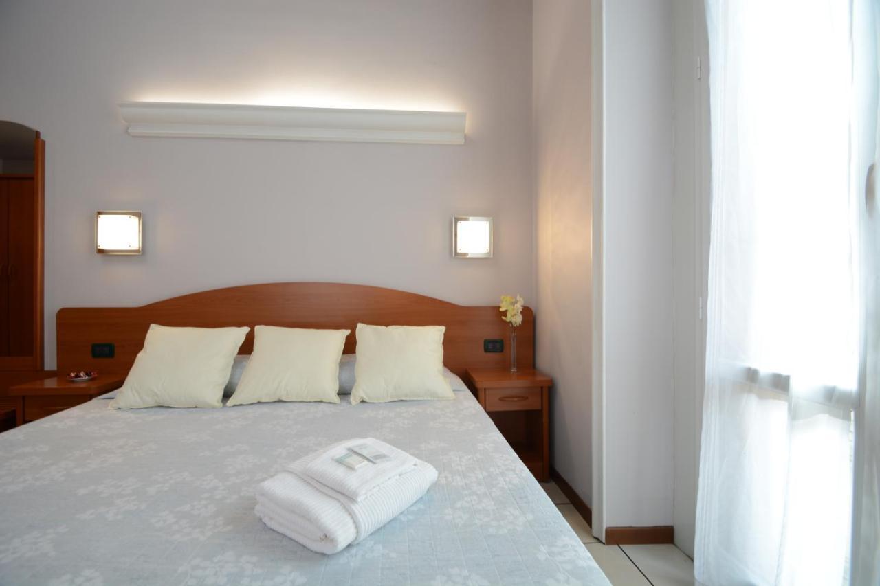 Soana City Rooms Генуа Екстериор снимка
